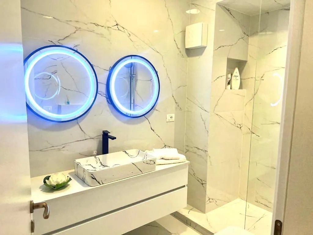Durres Currila Modern Luxury Stunning Beach Views 0*,  Албания