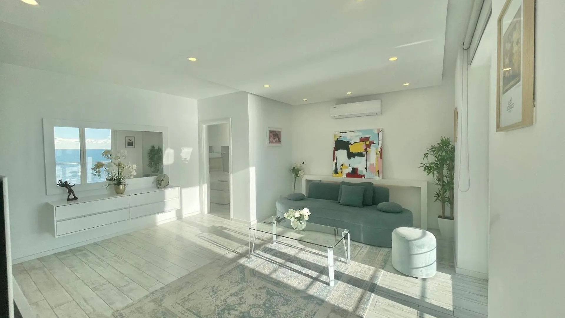 Durres Currila Modern Luxury Stunning Beach Views 0*,